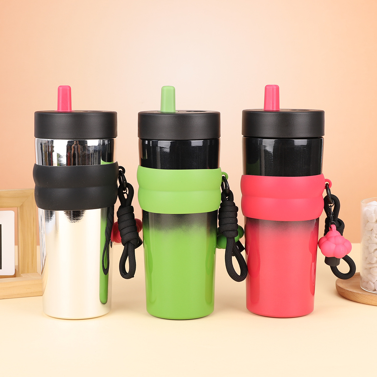 Cross-border 316 stainless steel vacuum insulated cup, outdoor high appearance level gradient straw cup, creative anti-slip car cup details Picture