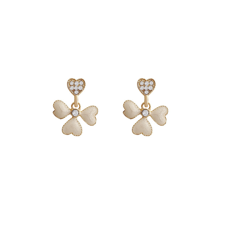 S925 Silver Needle Fresh and Delicate Flower Earrings, versatile and high-end tassel stud earrings, best-selling heart-shaped earrings wholesale Item Picture
