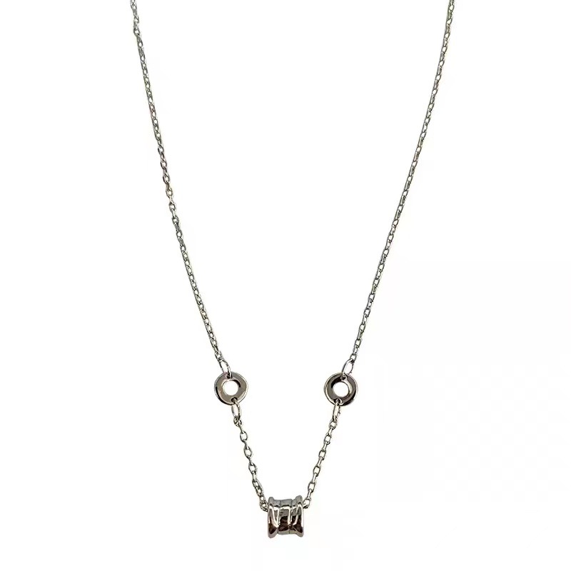 The "Little Waist" necklace is a women's design with a sense of niche luxury and a touch of elegance. It is a new style of collarbone necklace accessory for 2023 Item Picture