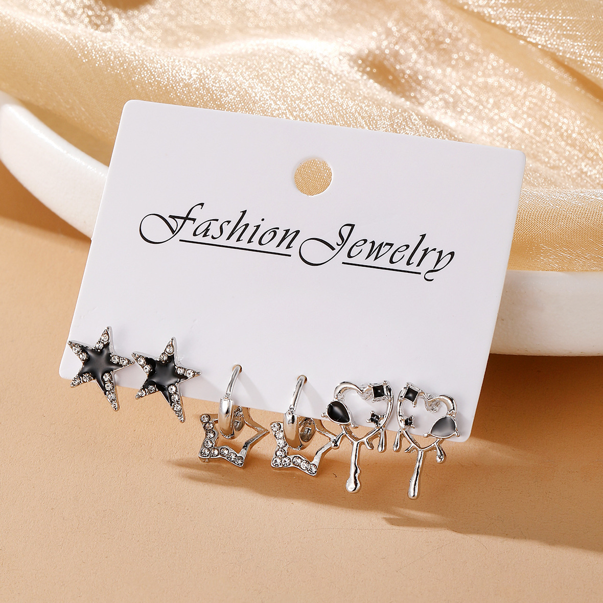 High-end black butterfly water diamond star earrings, retro tassel cross stud earrings for girls, fashionable three pieces of earrings for women Specification drawing