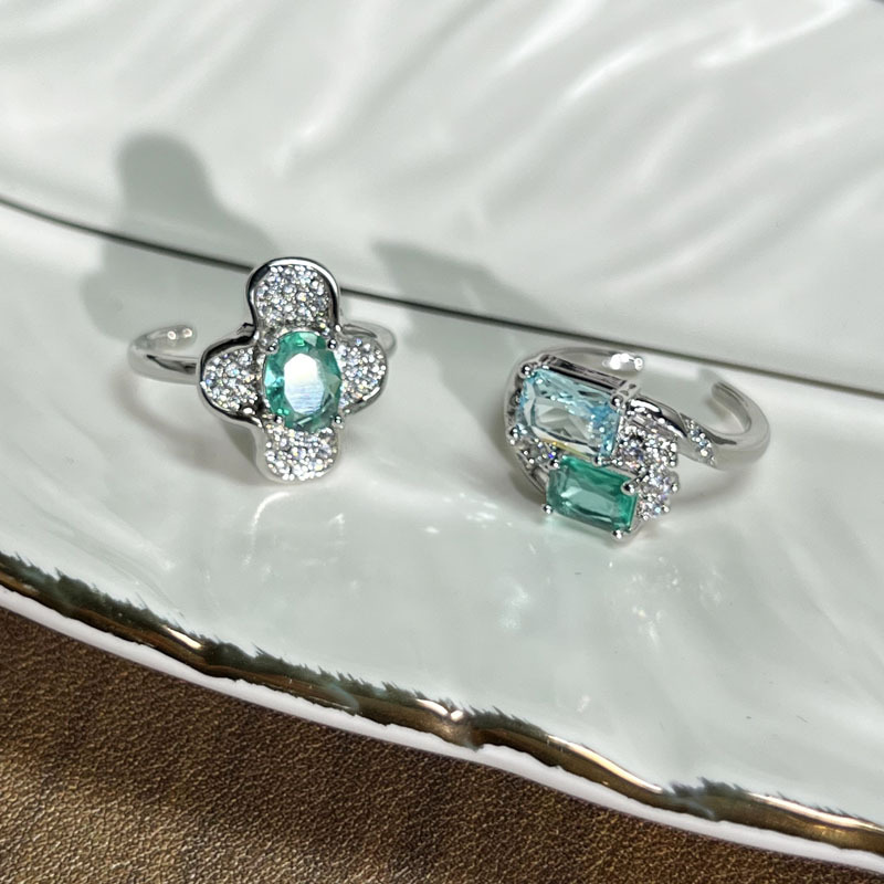 Cross-border Heavy Industry Green and blue ice-transparent Double Zircon small cube Sugar Exquisite Open ring Women's light luxury high-end retro ring Application Scenario