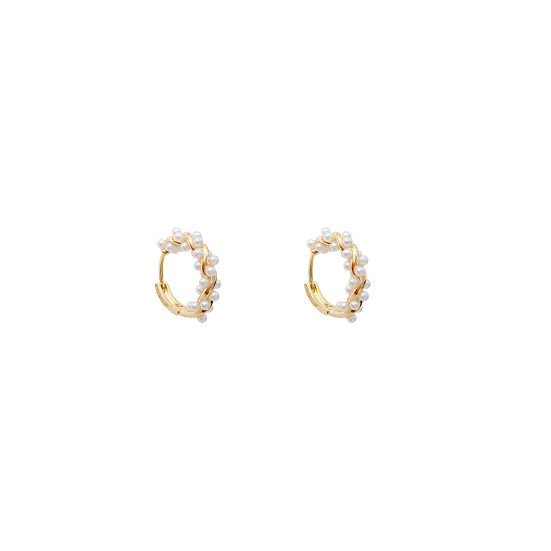 Light luxury and high-end circular pearl earrings, versatile for women's cold style, C-shaped wrapped ear buckles, best-selling earrings wholesale Item Picture