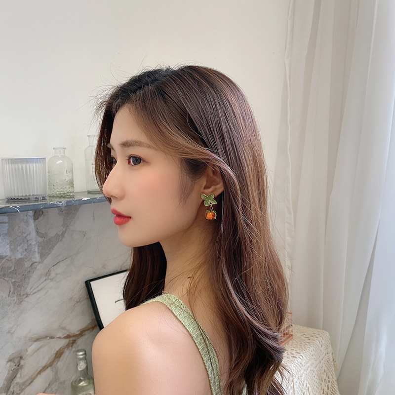 The glass persimmon with a retro charm, the orange earrings that are popular on the Internet are cute and sweet. The Chinese-style stud earrings and earrings are trendy Specification drawing