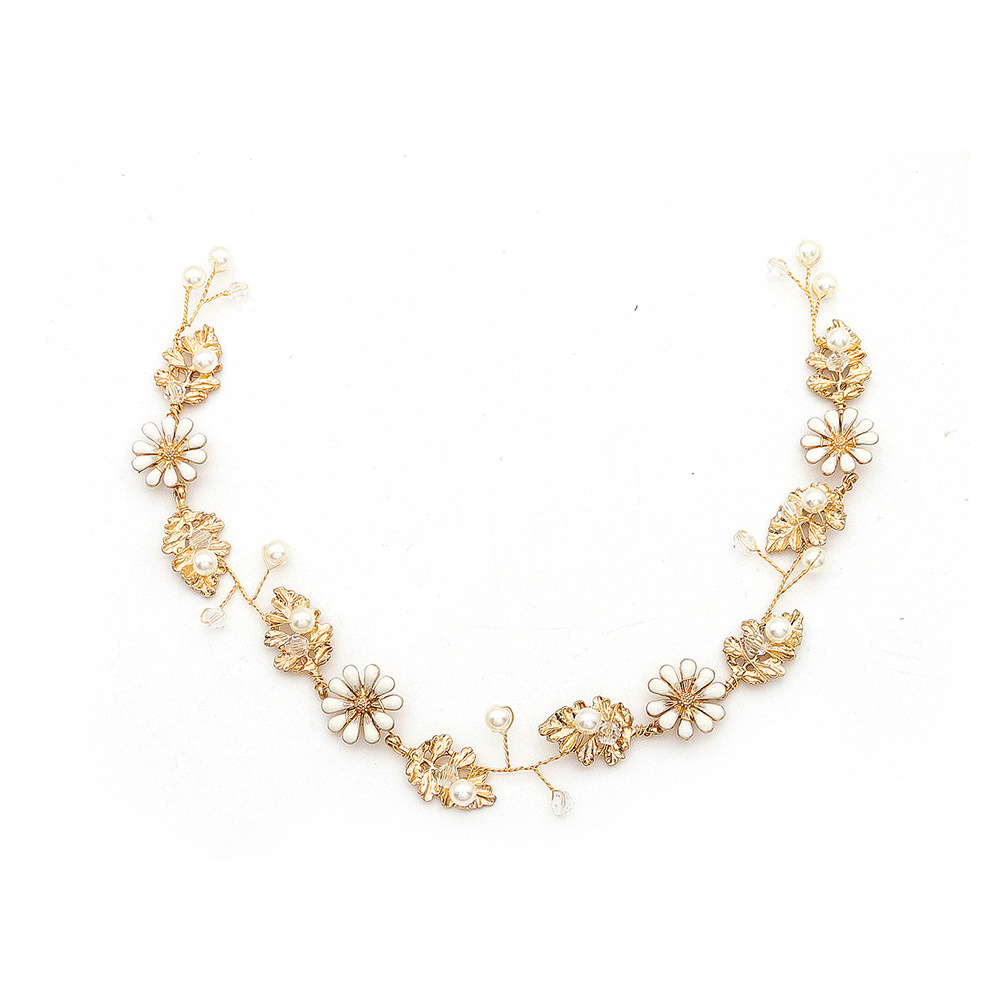 New handcrafted bride headband from Europe and America, versatile alloy flower wedding dress hair accessory, high-end crystal pearl headband for women Item Picture