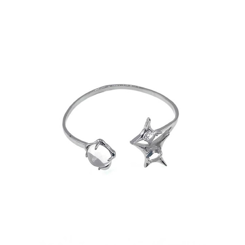 High-end moonstone starlight sparkling diamond open ring bracelet, a niche design for women, with a unique style and fashionable charm. Trendy bracelet Item Picture