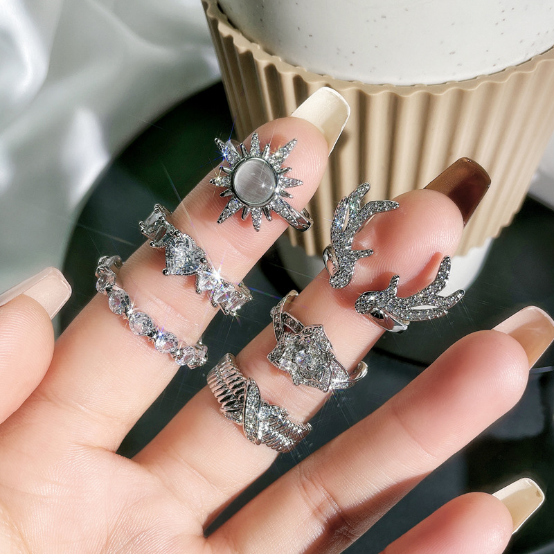 New fashionable irregular antler personalized heart-shaped opening ring for women, simple, exquisite, versatile and niche index finger ring trend Specification drawing
