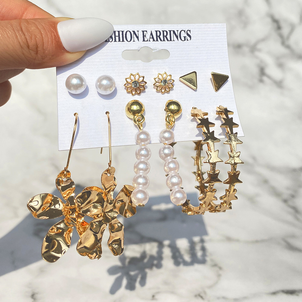 European and American cross-border retro new diamond-encrusted earring set, InS-style stud earring set wholesale HZS1997 Application Scenario
