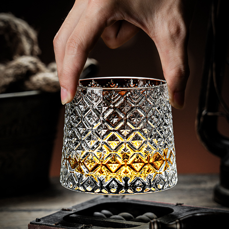 Creative rattan whisky glass, woven foreign wine glass, rotating glass, home beer glass, glass, rotating stress-relieving glass details Picture