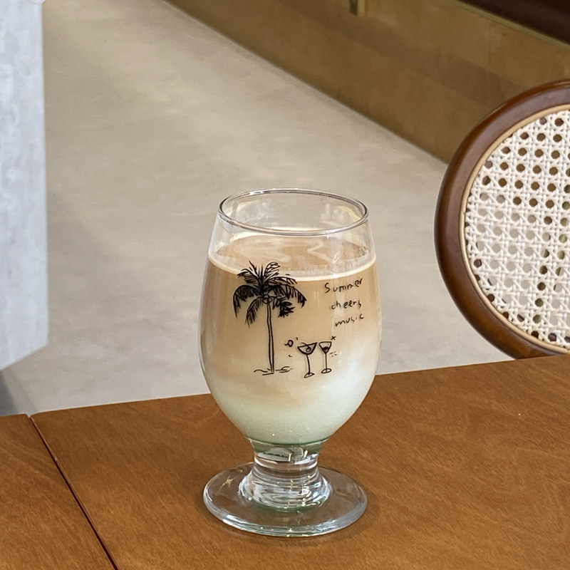 ins Summer hand-painted refreshing coconut tree retro tall glass, large capacity simple graffiti juice cup, milk cup, water cup full figure