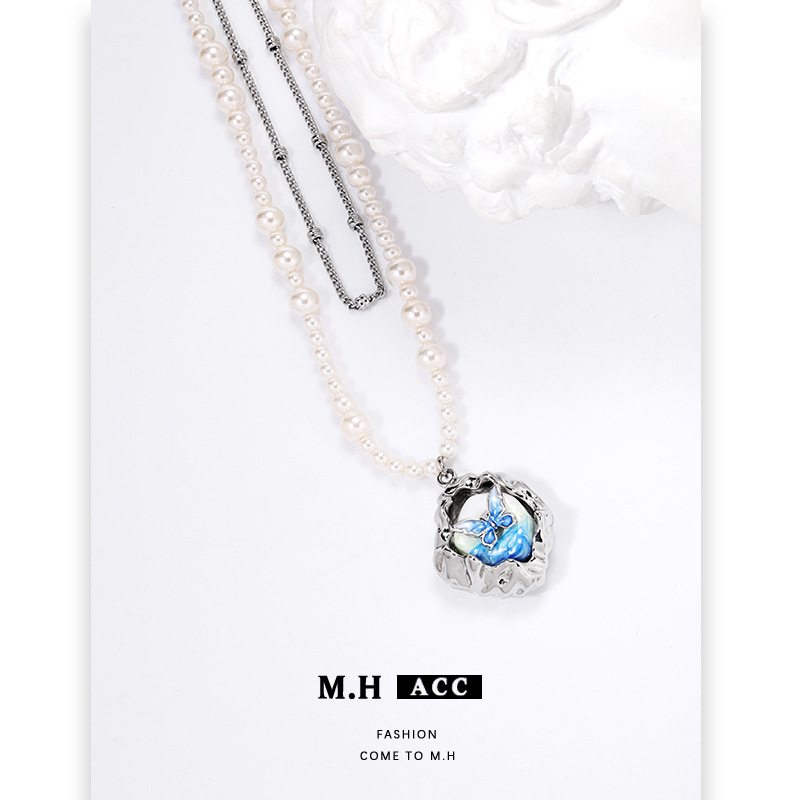 High-end pearl necklace, niche design, blue and green gradient butterfly sweater chain, women's light luxury style, autumn and winter resin pendant Specification drawing