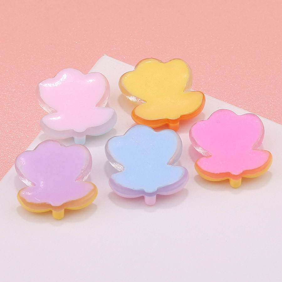 Wholesale resin accessories, ice-transparent small flowers, diy cream glue accessories, crocs, clothing, hair accessory materials, jewelry accessories Application Scenario