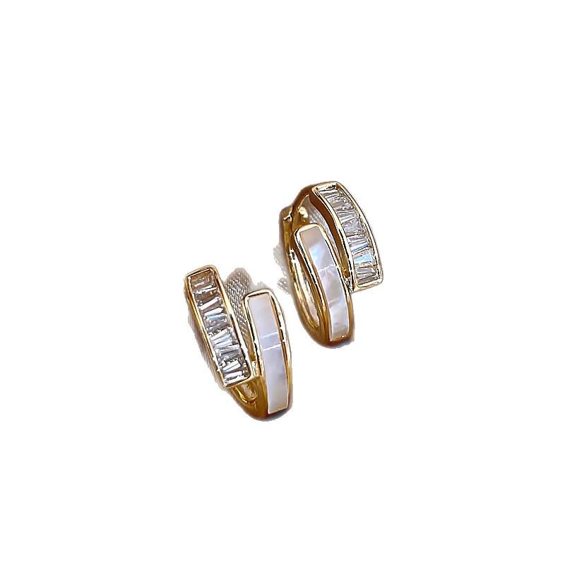 Super Flash Zircon earrings with a light luxury and high-end feel, unique ear buckles, 2025 new bestseller, ins style, niche earrings for women Item Picture