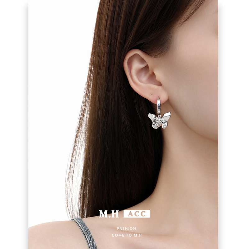 925 Silver Needle Cold Style Earrings, Women's origami Butterfly Summer High-end Style Earrings, original light luxury style exquisite earrings Specification drawing