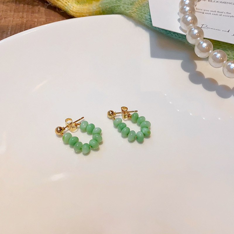 French-style simple and fresh green earrings for women, a high-end and niche forest-themed stud earrings, versatile and elegant earrings wholesale Specification drawing