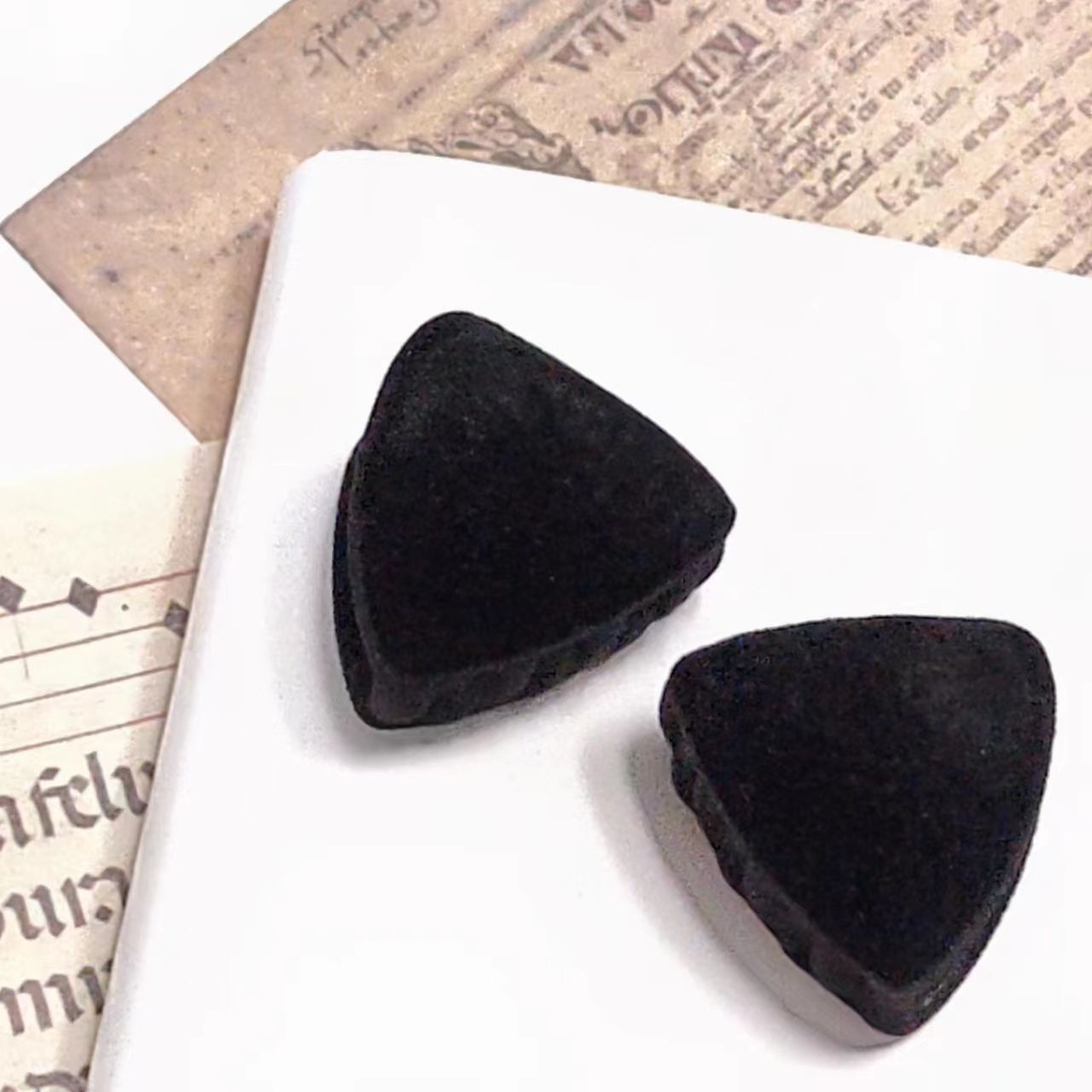 Velvet cat ear hair clips, black semi-tied hair small claw clips, side clip bangs clip, princess head high-end small hair claws full figure