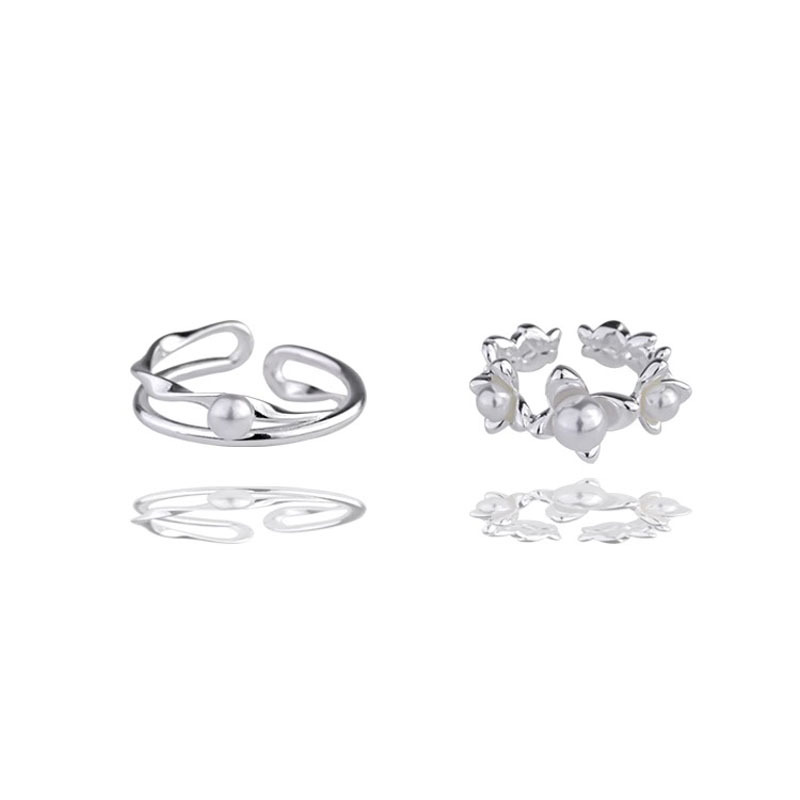 A niche design with a high-end pearl opening ring, a women's hollowed-out ins light luxury fashion cold style butterfly index finger ring Item Picture