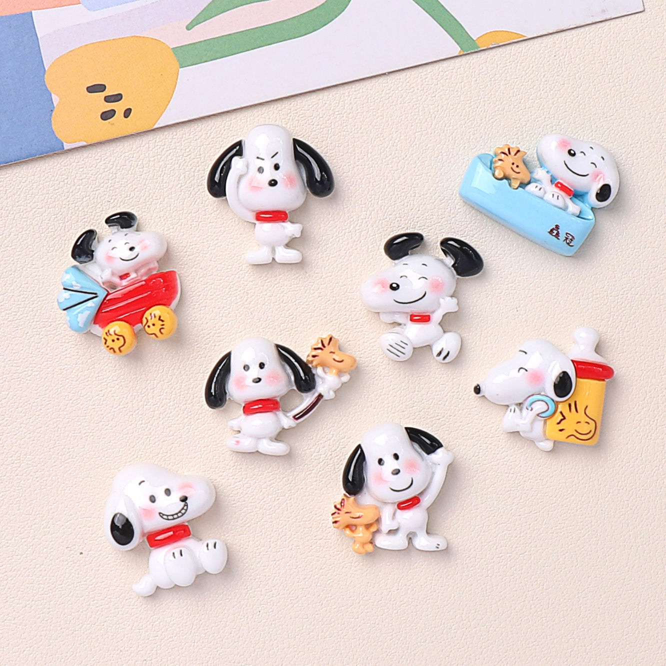 Shiny and playful little puppy resin cartoon trinkets, diy hair clips, headwear, phone cases and accessory materials batch Application Scenario