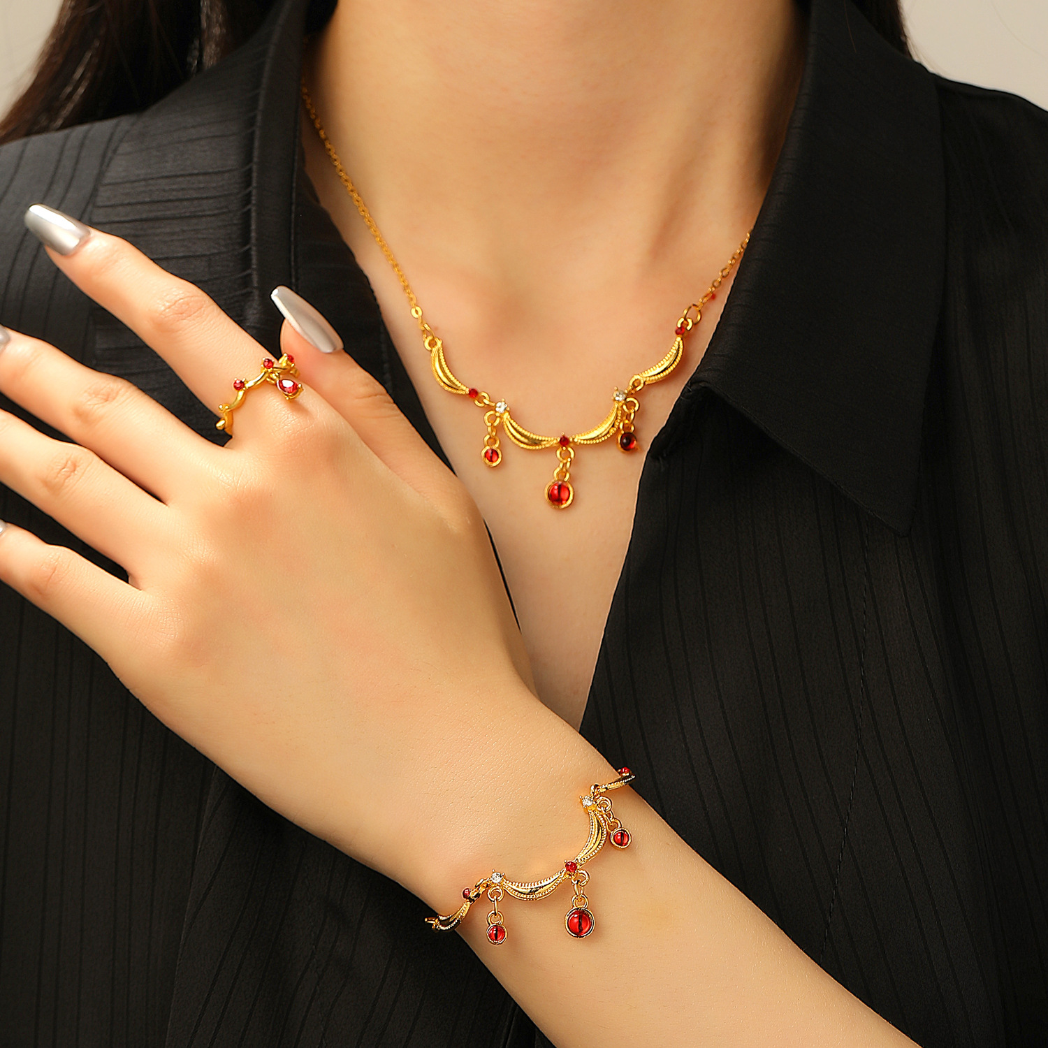 Retro glass water drop lace ring, bracelet, necklace, French elegant jewelry set for women, fashionable and high-end for women details Picture