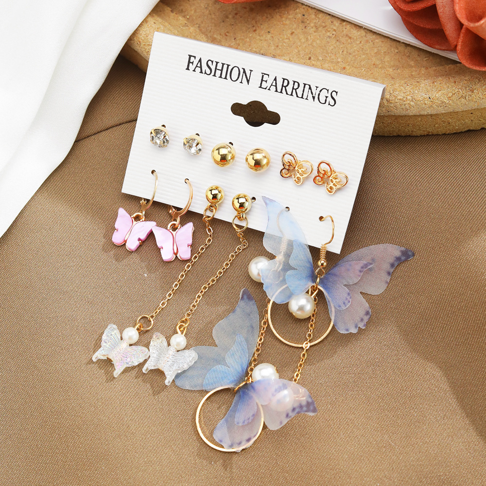 New asymmetrical acrylic mesh butterfly pendant earring set for European and American foreign trade, ins Application Scenario