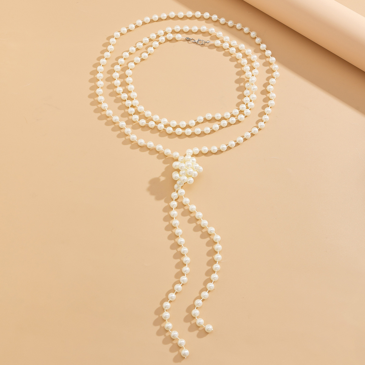 European and American cross-border jewelry ins pearl round bead Necklace French layering style Necklace new set Application Scenario