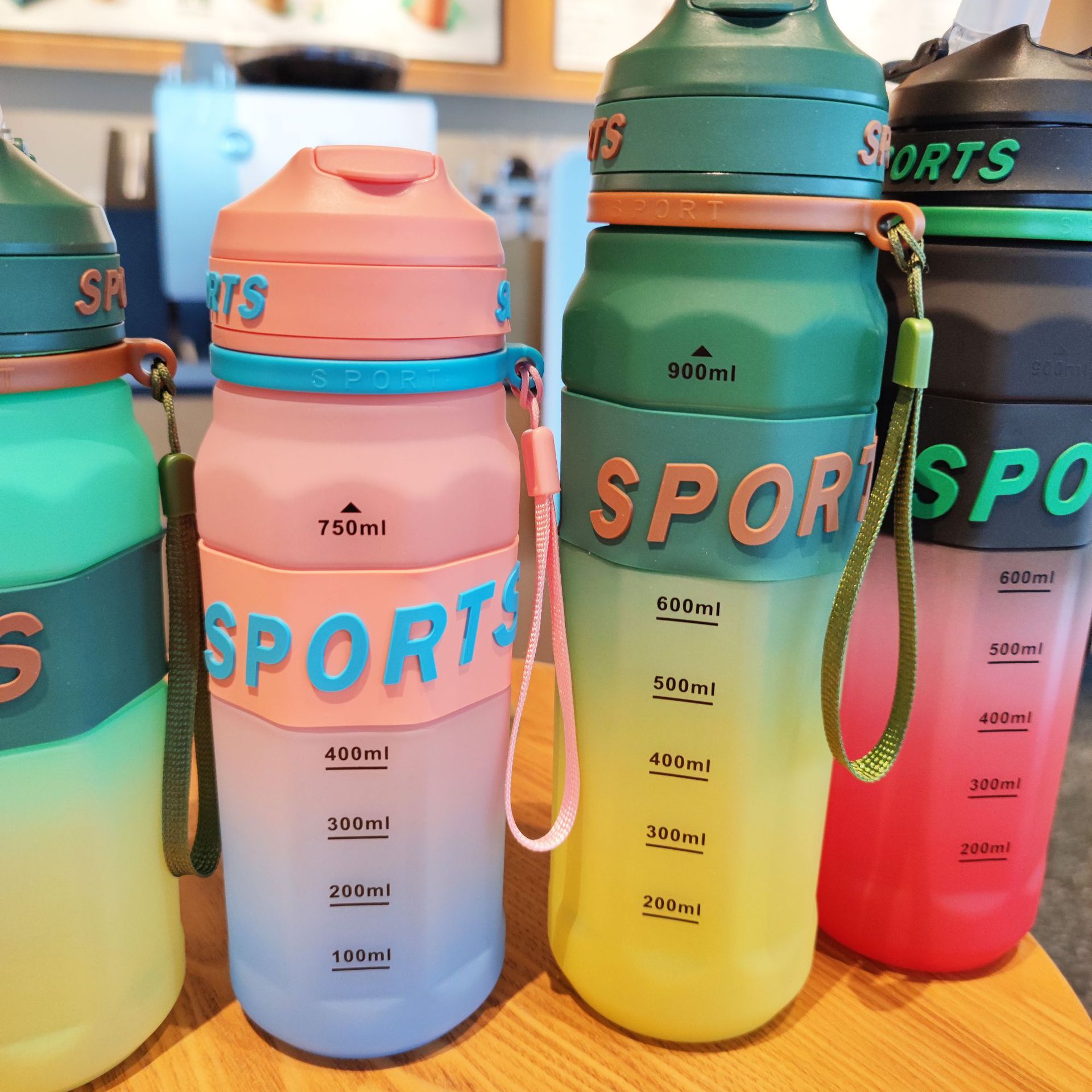 Wholesale of new cross-border hexagonal high appearance level gradient color plastic straw water cups with handles and outdoor sports water bottles Specification drawing