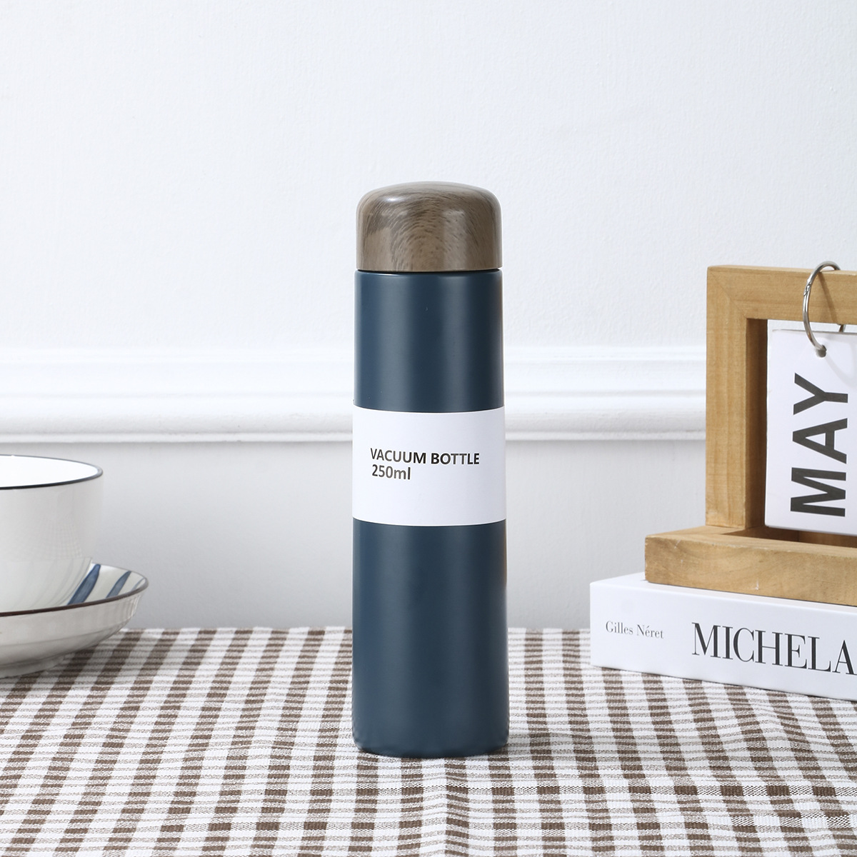 New cute wood-grain lid mini pocket cup, 304 stainless steel double-layer insulated cup, portable large-capacity car cup Specification drawing