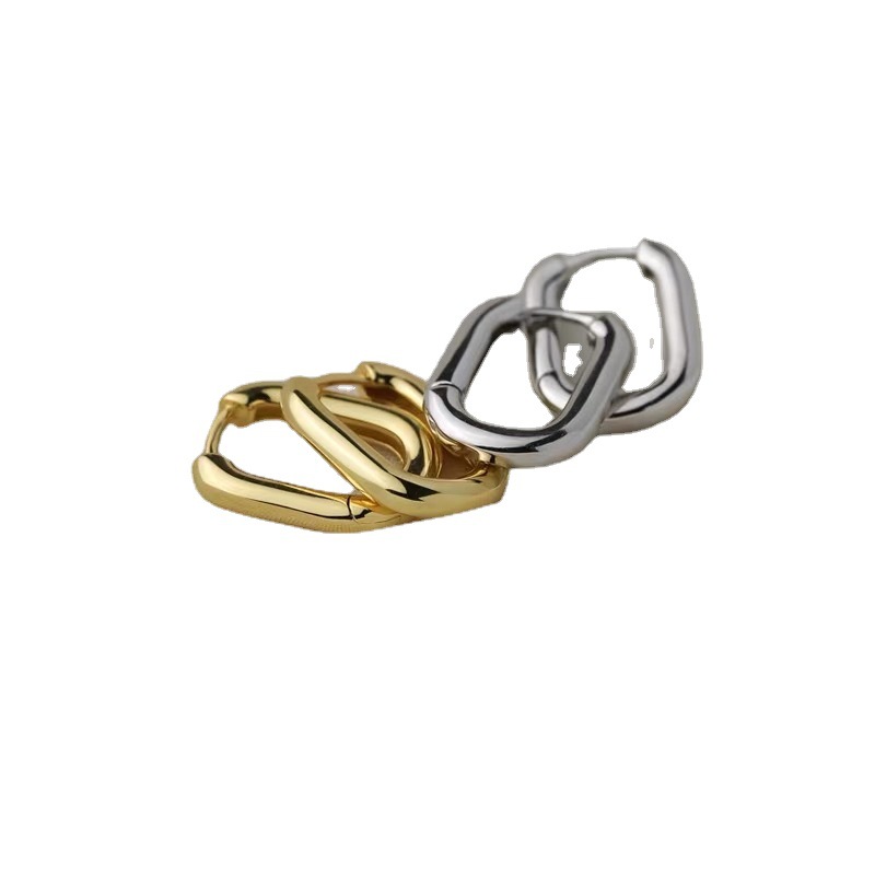 The minimalist metal ear buckles and stud earrings from Dongdaemun, South Korea, are small and exquisite geometric U-shaped, popular women's earrings Item Picture