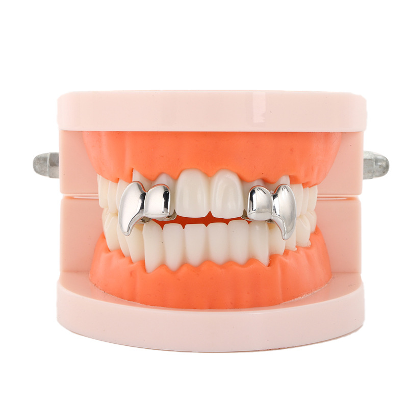 Cross-border hip-hop braces, double gold teeth, Halloween silver teeth, vampire sharp teeth, tiger teeth, dentures, hip-hop accessory braces full figure