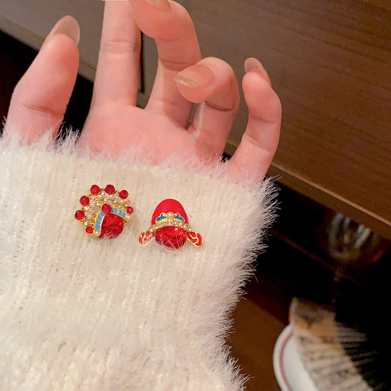 Chinese-style national trend earrings, women's unique ethnic style, exquisite micro-inset red zircon New Year earrings, high-end earrings Specification drawing