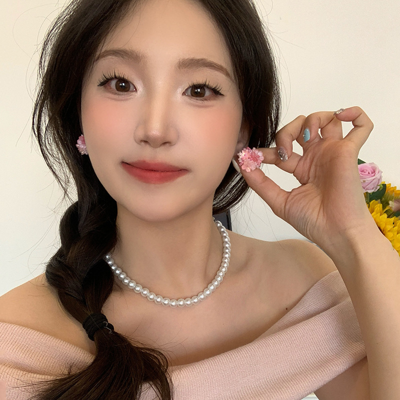 Early spring dopamine colorful hydrangea flower stud earrings, sweet and elegant for women, fake flamboyant earrings, versatile earrings wholesale details Picture