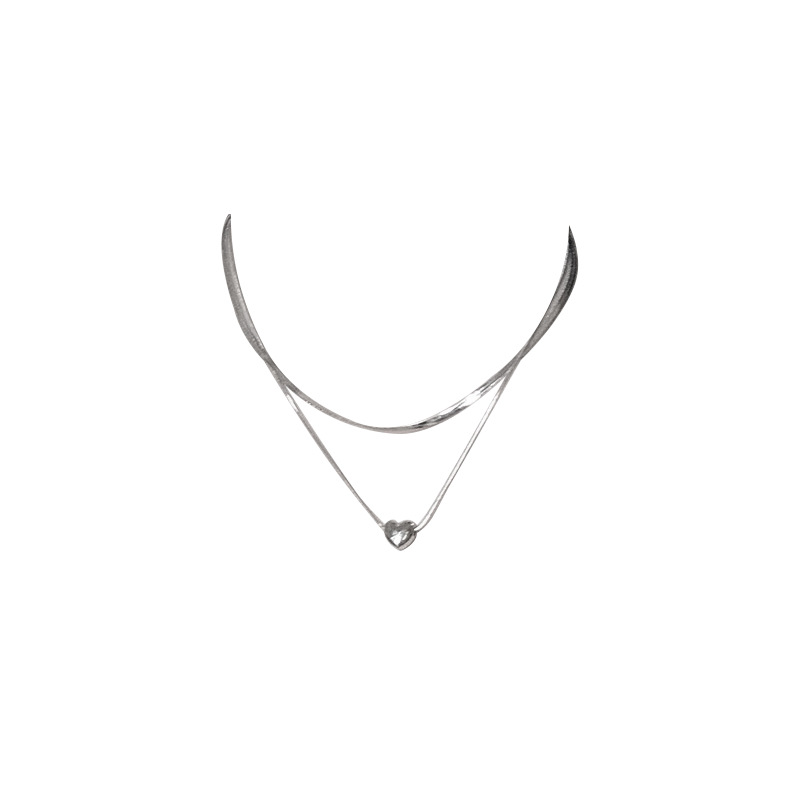 Double-layer metal heart-shaped snake bone chain for women, a unique, retro, simple and versatile necklace, neckchain and collarbone chain Item Picture