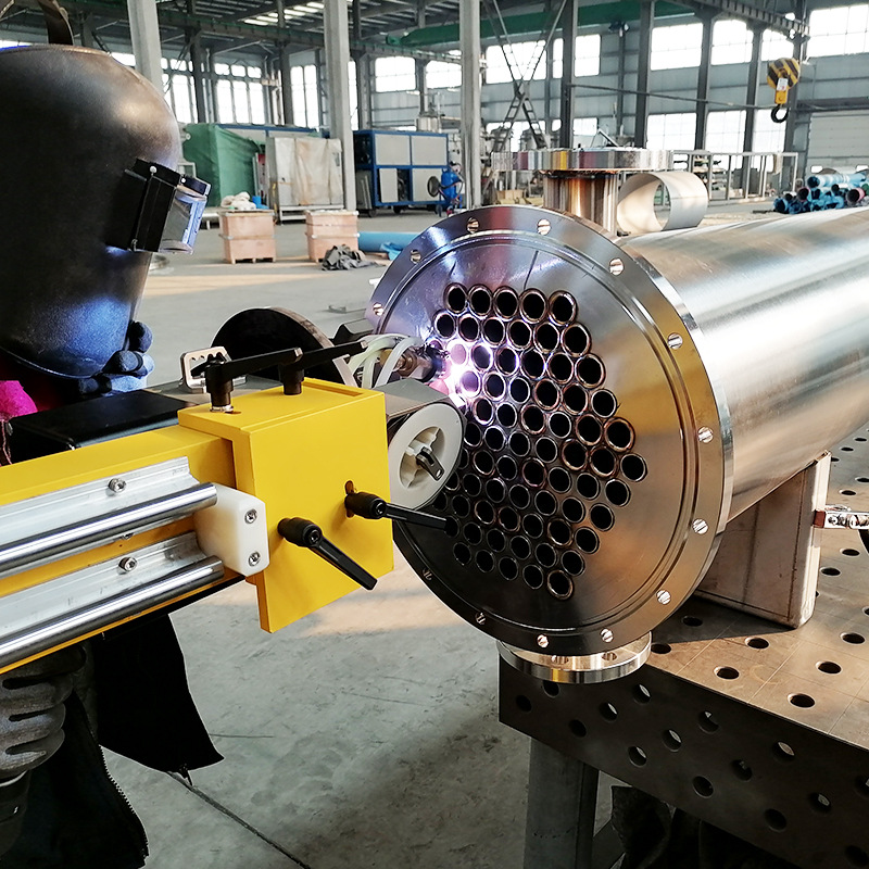Small tube sheet automatic welding machine, tube leveling, tube extension circumferential seam welding, honeycomb welding machine MWP-65C Specification drawing