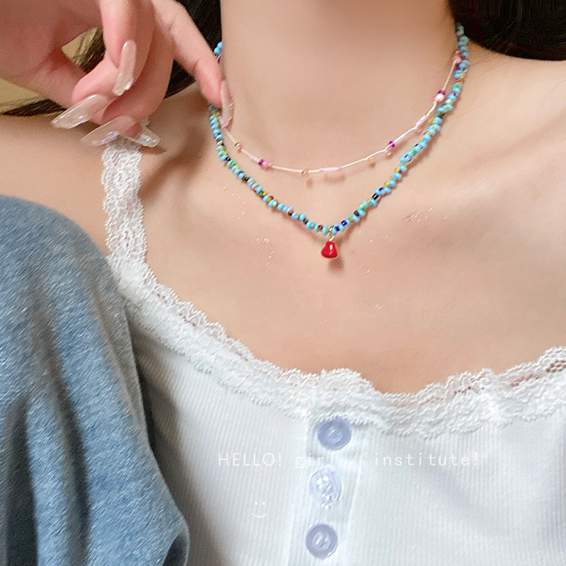 Summer new blue beaded necklace, red heart niche collarbone chain, unique design sense, Instagram-style Korean version for girls ~ full figure