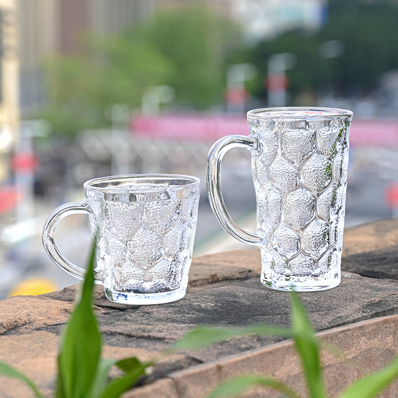 Ins-style diamond-patterned glass cups, water cups, women's summer home milk tea cups, men's honeycomb nest beer mugs with handles details Picture