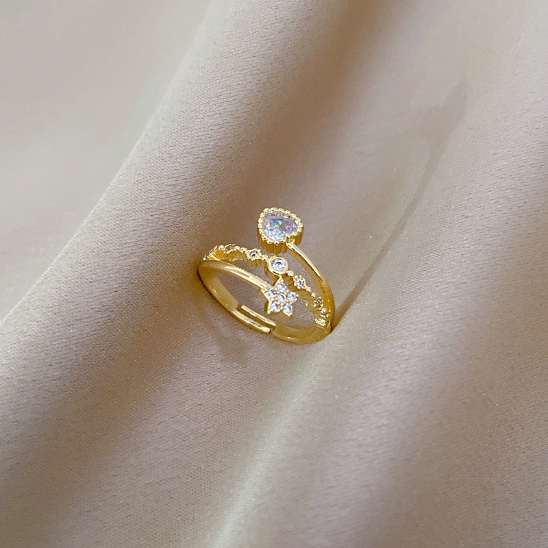 【 Real Gold 】 Heart-shaped star-studded ring with adjustable opening, simple Japanese-style bracelet, couple rings Application Scenario