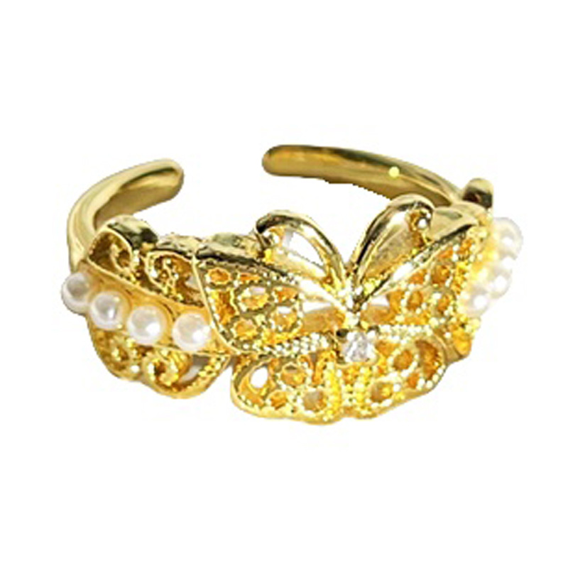 The new butterfly collection ring is a fashionable autumn and winter accessory for women, featuring a delicate, niche, and cold style with a touch of luxury and sophistication Item Picture