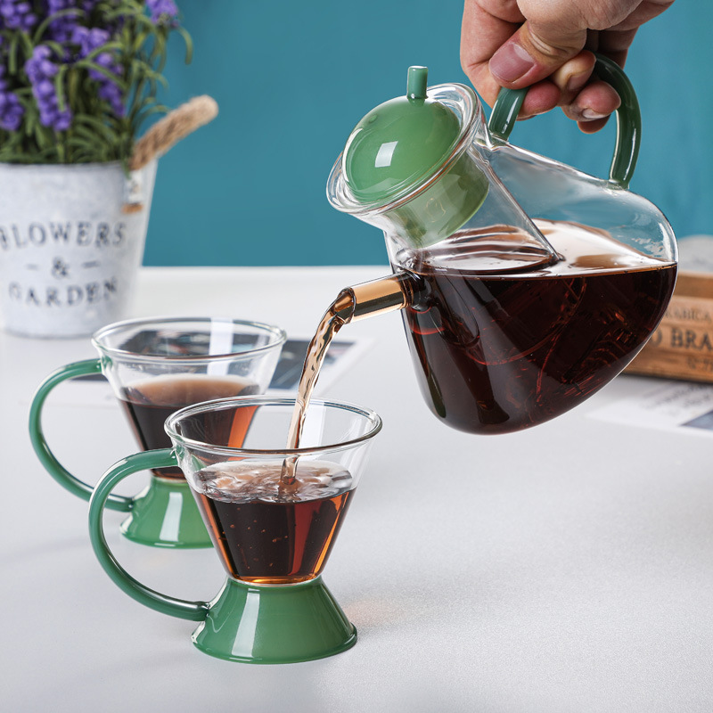 Glass tea and coffee teapot, high-temperature resistant teapot, thickened high borosilicate glass boiling teapot, sharing teapot tea brewing set manufacturer full figure