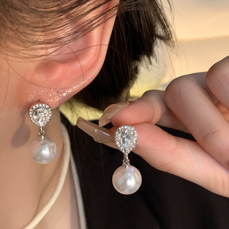 French water drop Zircon pearl earrings for women Spring new style, versatile, high-end retro earrings, wholesale of socialite earrings details Picture