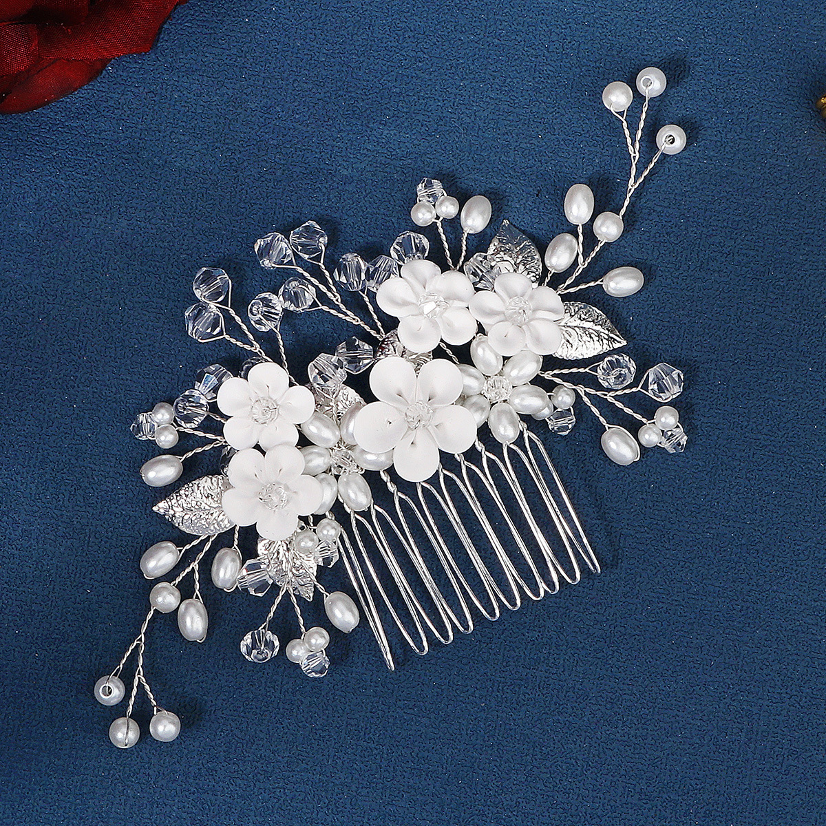 Korean-style bride's updo headwear, handcrafted hair comb, ancient-style Hanfu dress accessories, water diamond, pearl, soft clay, flower arrangement comb details Picture