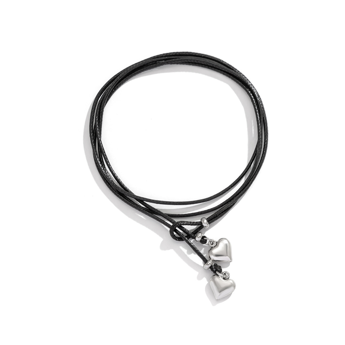 European and American cross-border jewelry, simple collarbone chain anklets for ladies with pull-out wax thread, design sense, and niche PU heart anklets Application Scenario