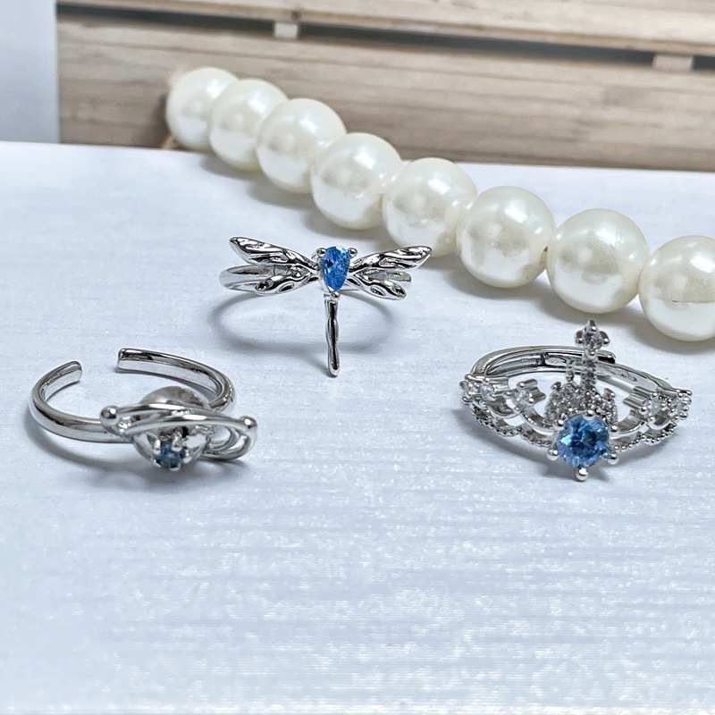 French gentle crown, sea blue zircon light luxury open ring, women's dragonfly fashionable, simple and individual cold style ring Application Scenario