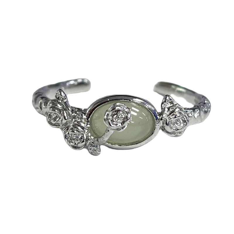 The new Chinese-style irregular-textured rose open ring exudes a high-end, fashionable and elegant feminine charm. It's a niche ring Item Picture