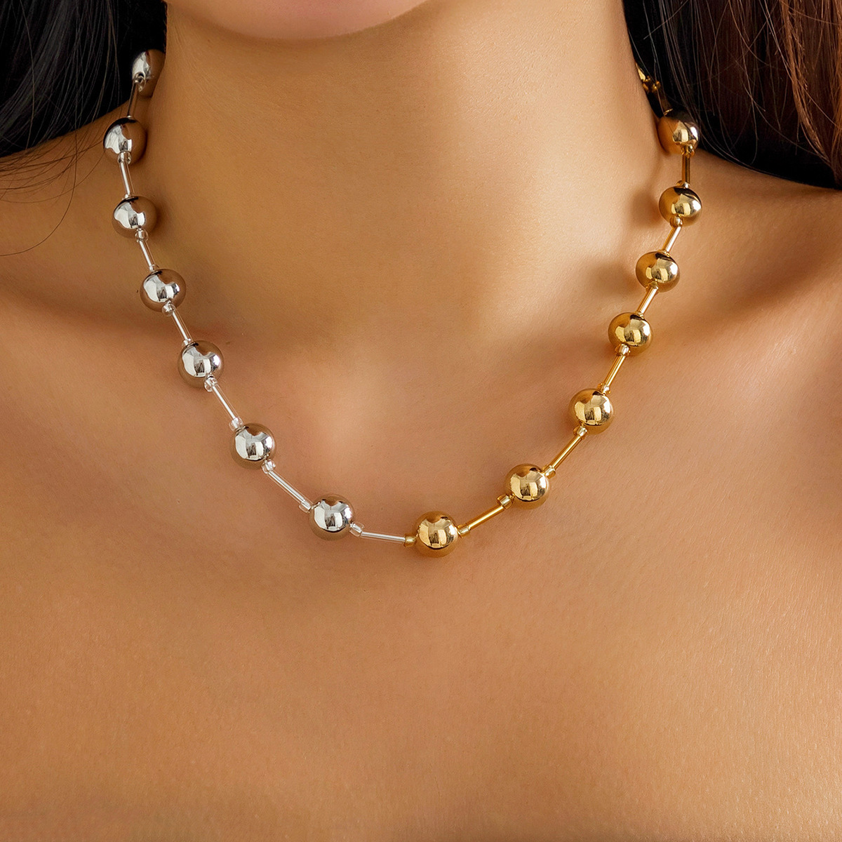 Exaggerated punk color-blocking beaded neck necklace from Europe and America, with a unique and distinctive geometric round ball style details Picture