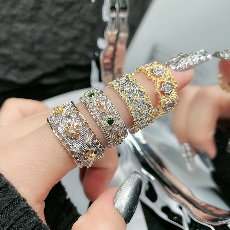 Italian court-style brushed zircon exquisite open ring, fashionable, sweet, cool, versatile and niche two-color ring full figure