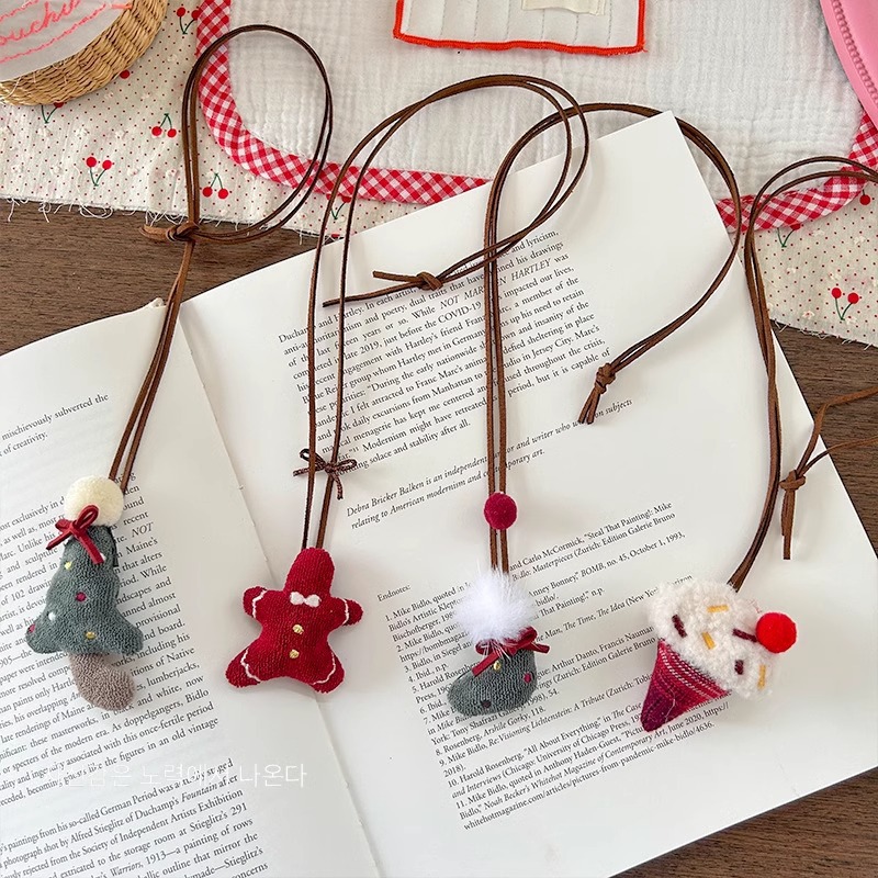 Christmas atmosphere Christmas tree fabric necklace for women, cute cartoon all-purpose necklaces for autumn and winter, holiday accessories sweater chain full figure