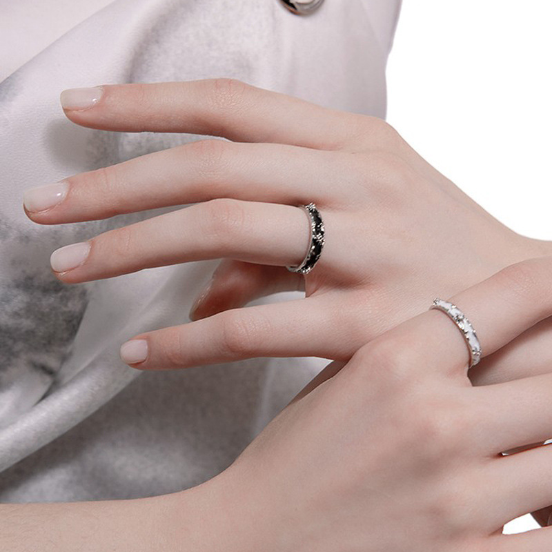 High-end, niche design, simple couple rings, ins, cold style, exquisite layering, unique open index finger ring Specification drawing