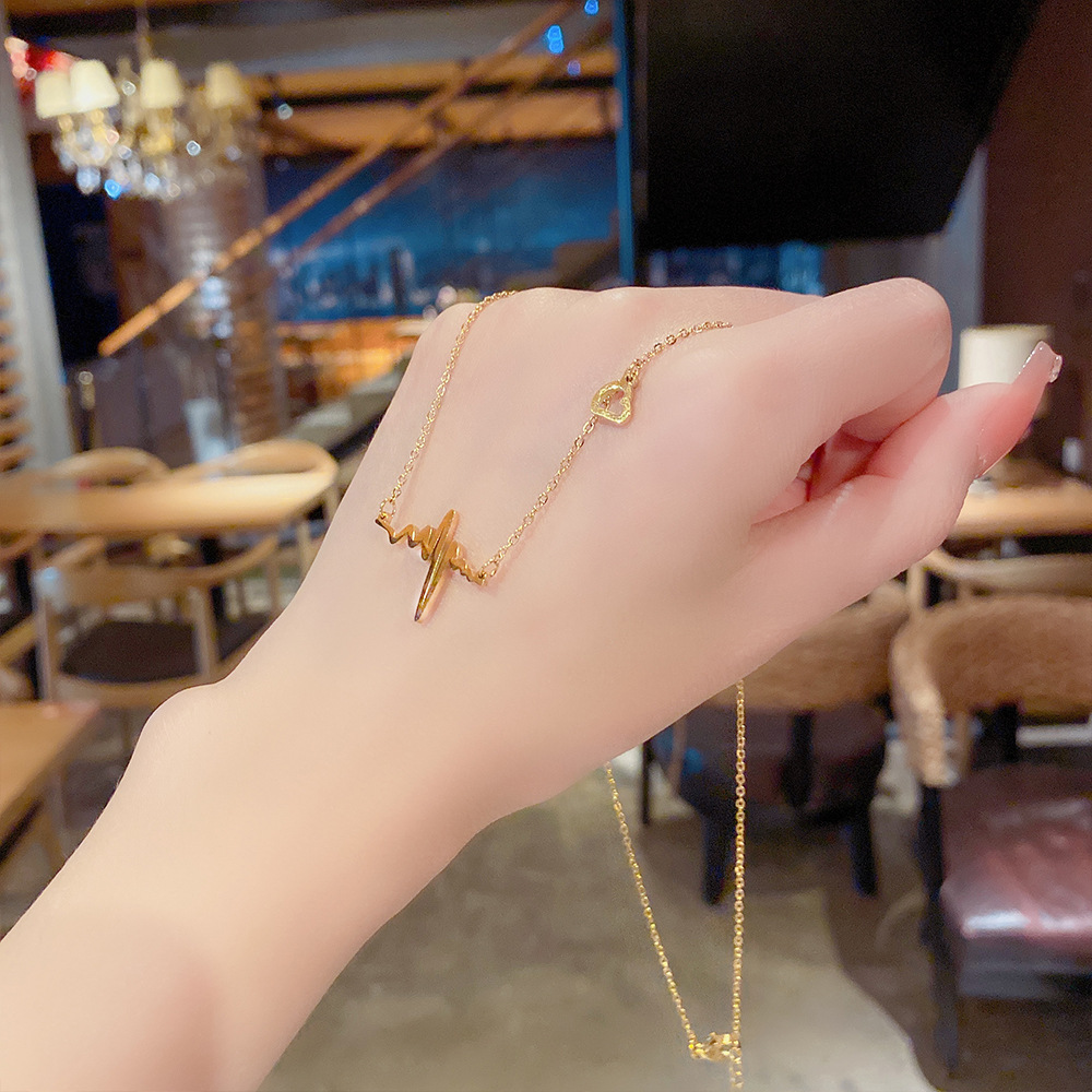 Personalized electrocardiogram letter titanium steel necklace for women, light luxury, niche and charming collarbone chain, simple and elegant, non-fading accessory Specification drawing