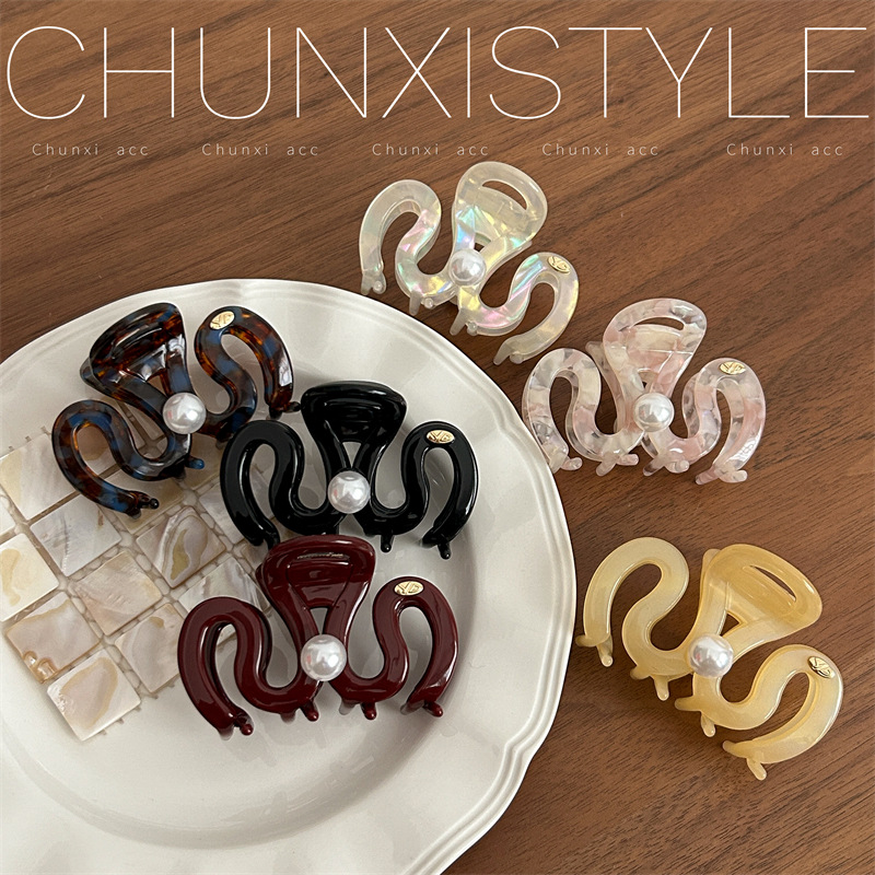 YD Korean-style pearl bow hair clip for women, 2025 new style, shark clip on the back of the head, acetate board hair clamp headwear details Picture