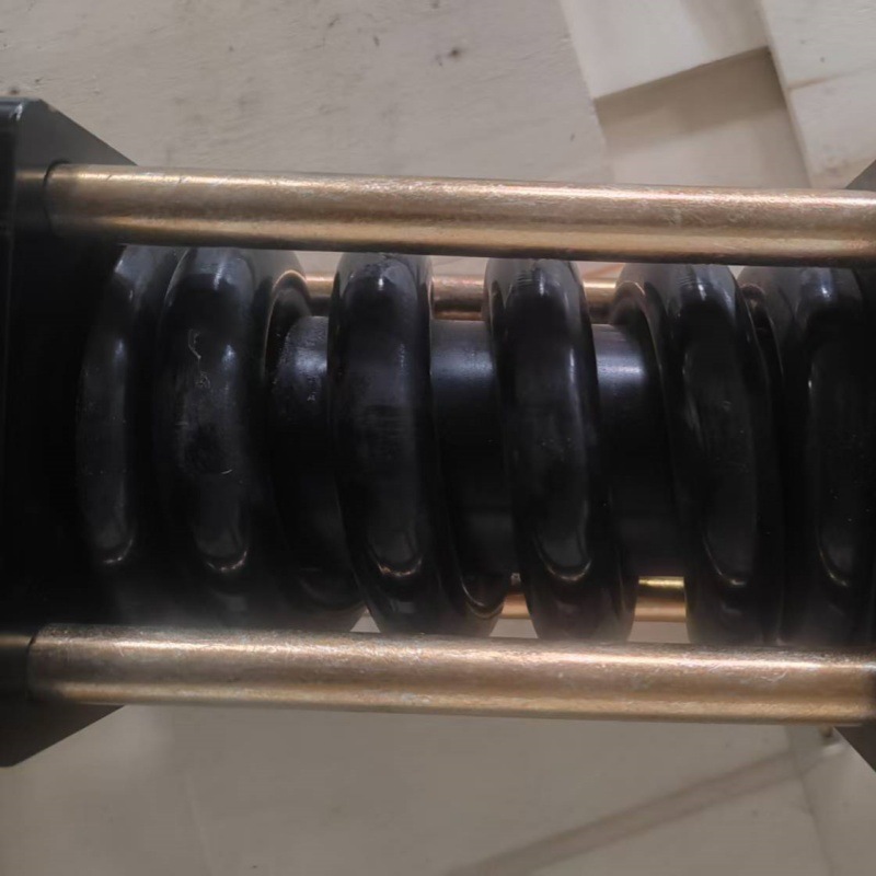 The spring trailer ring traction ring assembly for large-tonnage full trailers can be processed as required in various specifications Specification drawing
