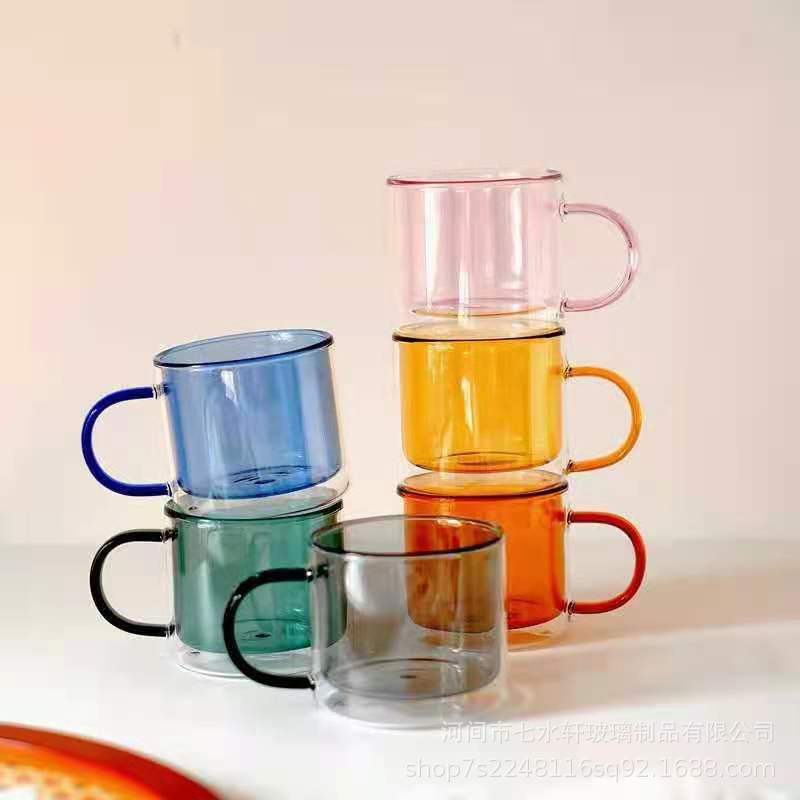 Double-layered glass cups, colored double-layered cups, heat-insulating and not hot to the touch, milk cups, breakfast cups, water cups, children's milk cups full figure